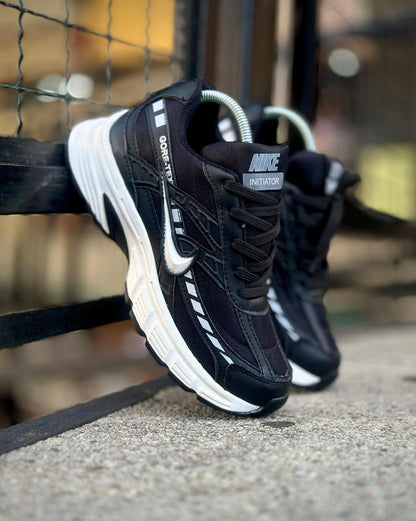 NIKE INITIATOR