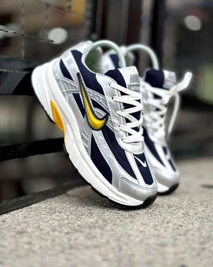 NIKE IMITADOR COLOR NUEVO